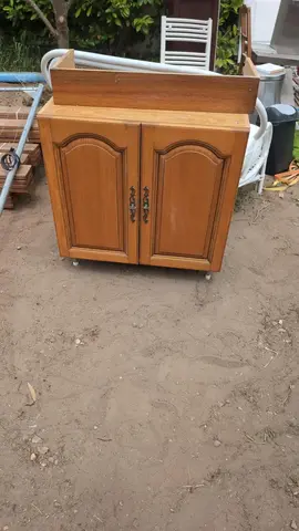 bahut 89 x 80