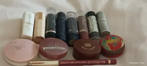 produits de maquillage