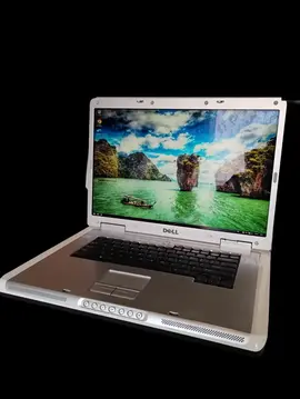 PC Portable DELL INSPIRON Ecran 17" Wifi 5 Sous win10 x64Bits Testé OK