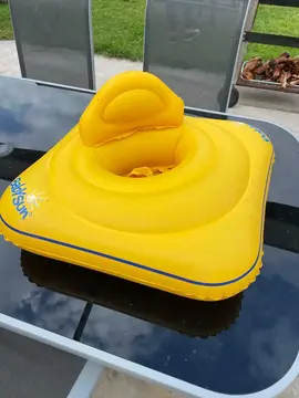 Boué bébé bon etat