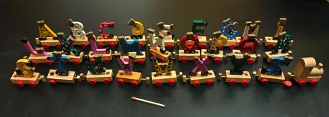 petites figurines en bois Alphabet
