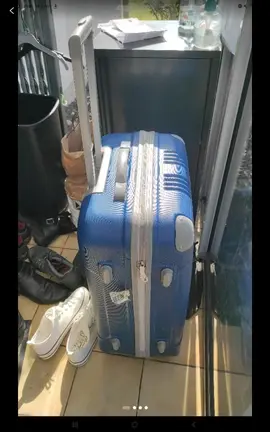 Valise attention ⚠️ bien lire l’annonce