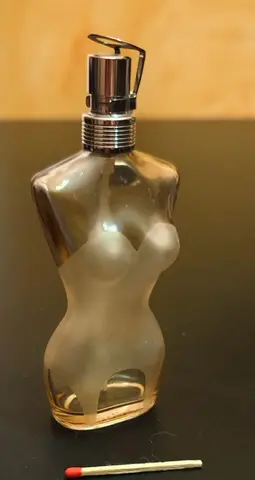 Flacon de parfum vide