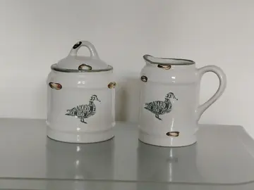 Sucrier + pot à lait ou crème