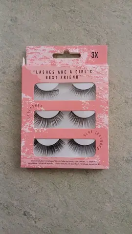 Faux cils neuf