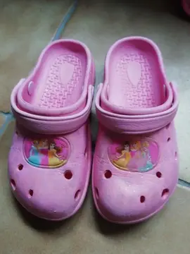 crocks rose p 30