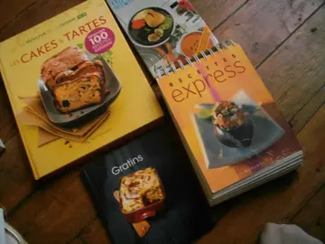 LIVRES DE RECETTES & ENTREMETS