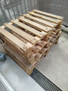 4 palettes