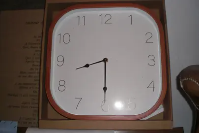 pendule/neuve