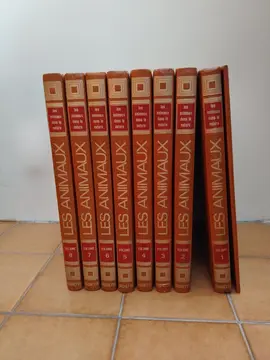 Encyclopédie "Les animaux dans la nature" HACHETTE