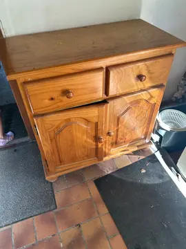 meubles fauteuil, table basse, meuble vitrine