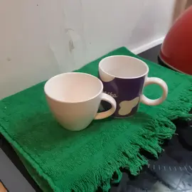 Lot de 2 petites tasses
