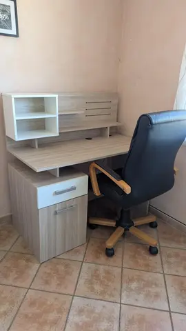 Bureau ado