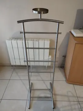 portant à vêtements