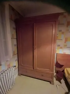 grande armoire en bois