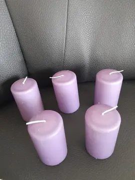 bougies violettes réservée s pour clem