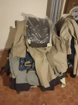 LOT de vêtements