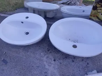 2 lavabos salle de bain