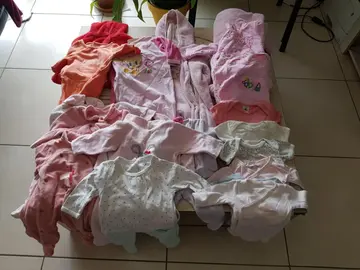 Vêtements bébé fille, de la naissance à 6 mois