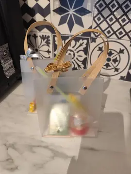 divers petits jouets pour enfants