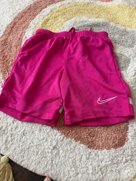 short nike rose 10 ans
