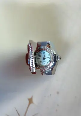 Montre-bague bracelet extensible