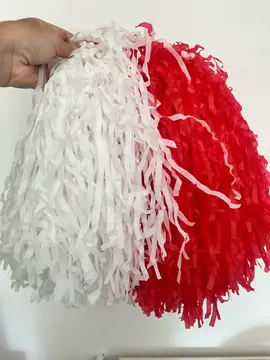 2 pompons de pompom girl