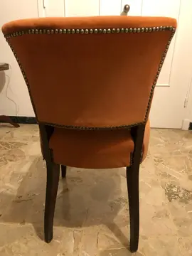 Donne 2 chaises