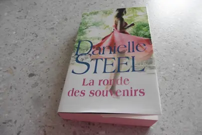 Livre de Danielle STEEL
