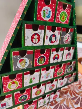 calendrier de l'avant en bois fait main