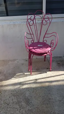 table en fonte à poncer