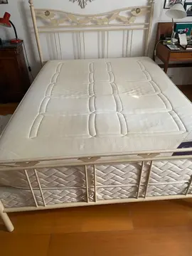 à donner lit et matelas 140 x 190