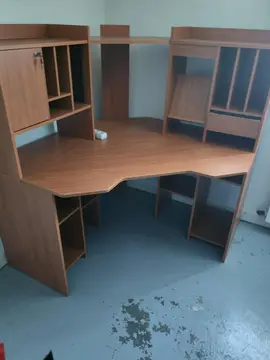bureau d'angle en bois