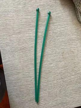 aiguilles à tricoter en plastique