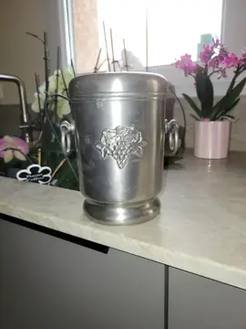 Seau à rafraîchissement bouteille