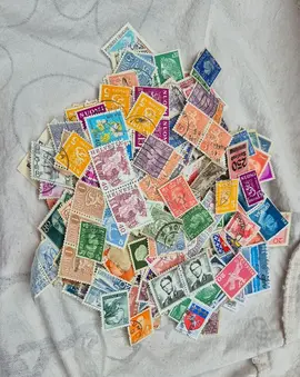 Timbres - gros lot de timbres du monde (+500)