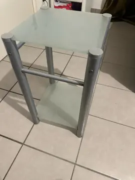 table de chevet en verre