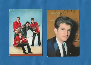 cartes postales chanteurs français