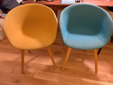 donne 2 fauteuils