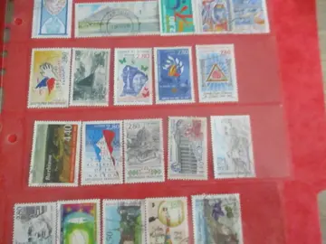 15 timbres oblitérés France 1995