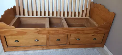 Lit enfant en bois
