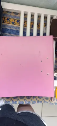Classeur rose. fermeture sans problème