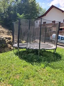 Trampoline