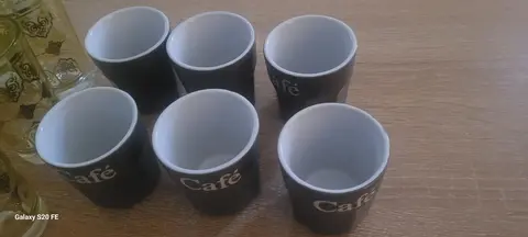 verre à thé et café