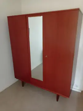 Donne armoire vintage 2 portes avec miroir