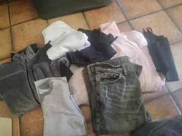 lot 2 vêtements femme