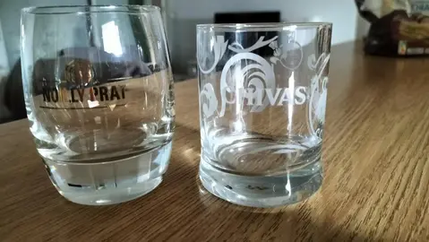 lot 2 verres apéritif
