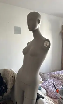 mannequin sans bras