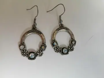 Boucles d'oreilles argentées