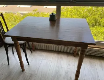 Donne Table en Bois